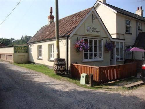 Cider Cottages Burley Exterior photo